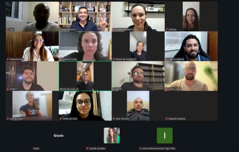 Chamada em grupo da mentoria com vários alunos